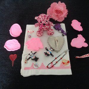 BARBIECORE PINK BEAR TOYS COOKIE CUTTERS JEWELRY ETC LOT